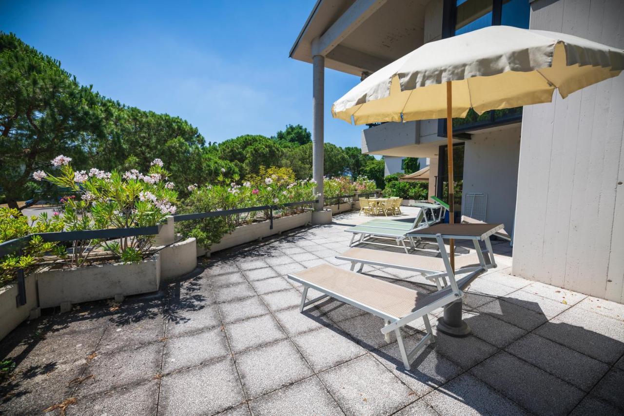 Garda Fantasy Terrazza Apartment Desenzano del Garda Ngoại thất bức ảnh
